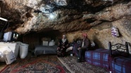 &#039;İsrail yaptığımız evleri yıksa da mağarada yaşamaya devam edeceğiz&#039;