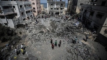 İsrail'in Gazze'ye saldırılarında hayatını kaybeden Filistinlilerin sayısı 15'e yükse