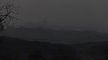 İsrail’in Gazze’ye uyguladığı abluka ve tecrit karanlık çökünce daha fazla gün yüzüne çıkıyor
