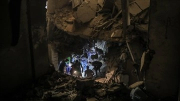 İsrail’in Refah'taki saldırısında çok sayıda Filistinlinin cesedine ulaşıldı
