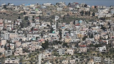 İsrailli hak &ouml;rg&uuml;t&uuml;, Tel Aviv'in Kud&uuml;s &ccedil;evresinde ilhakın yanında s&uuml;rg&uuml;n&uuml; hedeflediğini vurgula