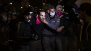 İsrailliler düzenledikleri gösterilerde Netanyahu&#039;nun istifasını istedi
