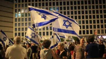 İsrailliler, hükümetin yargı düzenlemesine karşı protestoların 24. haftasında yine meydanlarda