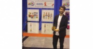 İstanbul Aydın Üniversitesi öğrencisine tasarım ödülü!