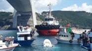 İstanbul Boğazı&#039;nda gemi ile balıkçı teknesi çarpıştı