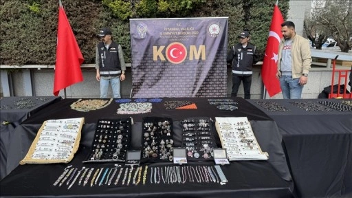 İstanbul'da 151 kilo 361 gram değerli taş ele geçirildi