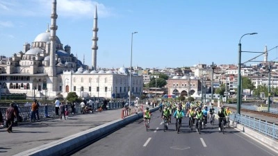 İstanbul'da 3 il&ccedil;ede bazı yollar yarın trafiğe kapatılacak