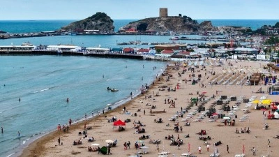 İstanbul'da 95 nokta y&uuml;zme alanı olarak belirlendi