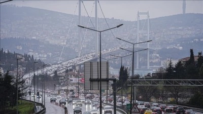 İstanbul'da bayramın birinci g&uuml;n&uuml; trafik yoğunluğu yaşanıyor