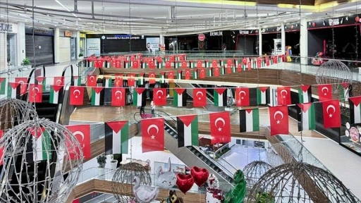 İstanbul'da bazı AVM'lerdeki mağazalar bir günlük kazançlarını Gazze'ye bağışlayacak