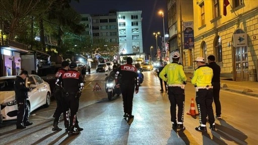 İstanbul'da "Huzur İstanbul" uygulamasında 677 kişi yakalandı