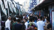 'İstanbul'da otobüslerin gidiş-dönüş biletleri tükendi'