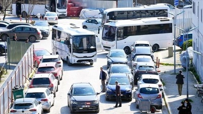 İstanbul'daki uyuşturucu soruşturmasında g&ouml;zaltına alınan 14 ş&uuml;pheli adliyede