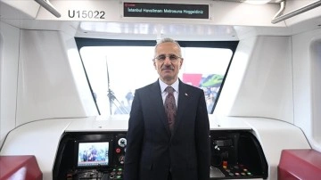 İstanbul Havalimanı Metrosu'nun sürücüsüz yerli tren seti raylara çıkmaya hazır