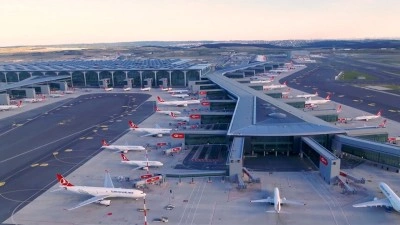 İstanbul Havalimanı'nın 4. ana pistindeki &ccedil;alışmalar son aşamaya geldi