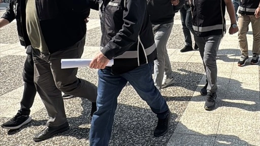 İstanbul merkezli 11 ilde FETÖ/PDY operasyonunda 10 zanlı tutuklandı