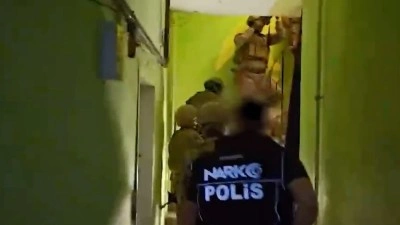 İstanbul merkezli 4 ilde d&uuml;zenlenen uyuşturucu operasyonunda 73 ş&uuml;pheli yakalandı