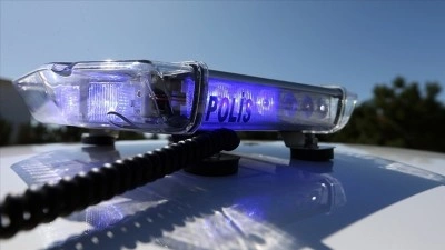 İstanbul merkezli su&ccedil; &ouml;rg&uuml;tlerine y&ouml;nelik operasyonda 40 zanlı yakalandı