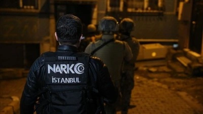İstanbul merkezli uyuşturucu operasyonunda 54 ş&uuml;pheli yakalandı