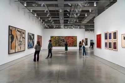 İstanbul Modern'deki "Y&uuml;zen Adalar" sergisini yaklaşık 2 milyon 750 bin kişi ziyaret