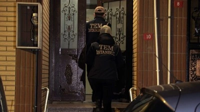 İstanbul polisi FET&Ouml;'n&uuml;n yeniden yapılanma girişimlerini son 12 ayda 609 operasyonla engelledi