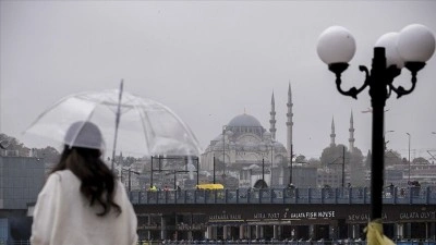 İstanbul'un ve Tekirdağ'ın &ccedil;evreleri ile Kırklareli'nin g&uuml;neyi i&ccedil;in kuvvetli yağış uyarısı