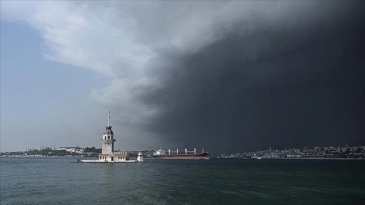 İstanbul Valiliğinden fırtına uyarısı