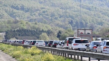 İstanbul ve Ankara'da trafik yoğunluğunu azaltmak için kamyon, çekici ve tankerlere trafik yasa