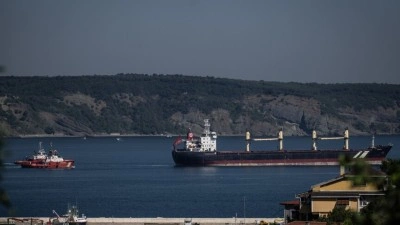 İstanbul ve &Ccedil;anakkale boğazlarından ge&ccedil;en gemilere 4 ayda 15 bin 639 kılavuzluk hizmeti verildi