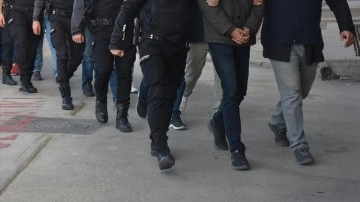 İstanbul'da FETÖ operasyonunda 15 zanlı yakalandı