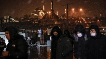 İstanbul'da güvenlik, sağlık ve ulaşım dışındaki kamu çalışanları izinli olacak