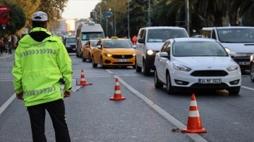 İstanbul'da yarın ve 10 Nisan'da bazı yollar trafiğe kapatılacak