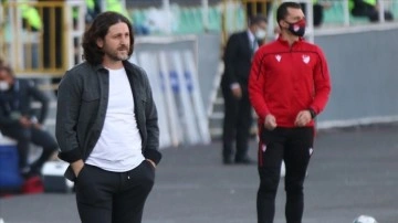 İstanbulspor'da teknik direktörlük görevine Fatih Tekke getirildi