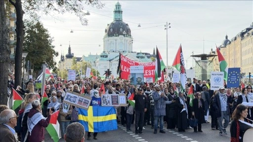 İsveç ve Berlin'de İsrail'in Gazze işgali protesto edildi