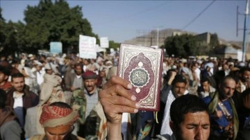 İsveç'te Kur'an-ı Kerim'in yakılması Lübnan'da protesto edildi