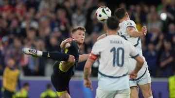 İsvi&ccedil;re, avantajını s&uuml;rd&uuml;rd&uuml;