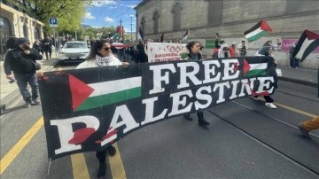 İsviçre'de binlerce kişi Filistin'e destek için yürüdü