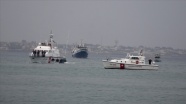 İtalya, Akdeniz&#039;de göçmenleri kurtaran bir STK gemisini limanda durdurdu