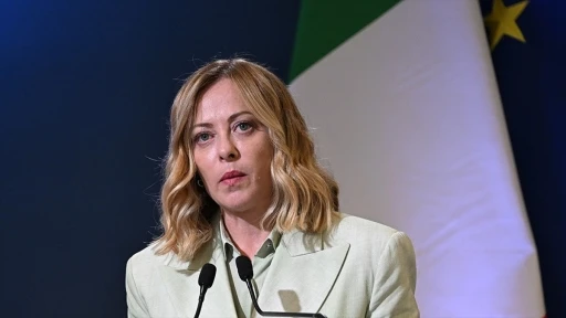 İtalya Başbakanı Meloni: Amacımız, İran'ın nükleer bir güç olmasının önüne geçecek müzakerelere ulaşmak