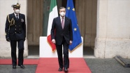 İtalya'da Draghi hükümeti güvenoyu aldı