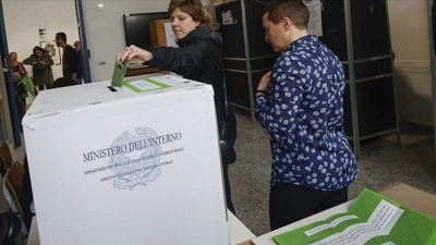 İtalya'da referandum yenilgisinin, Meloni h&uuml;k&uuml;meti &uuml;zerindeki sarsıntıları s&uuml;r&uuml;yor