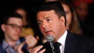 İtalya’da Renzi yeniden partisinin lideri oldu