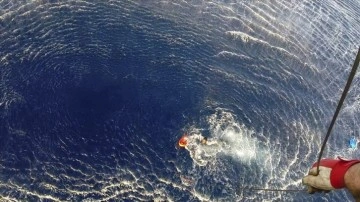 İtalya'da göçmenleri taşıyan teknenin batması sonucu 41 kişi öldü