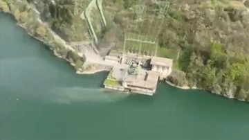 İtalya'da hidroelektrik santralindeki patlamada kaybolan işçileri arama çalışmaları sürüyor