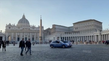 İtalya'daki STK'ler rahiplerin pedofili skandallarının üzerine gidilmesini istiyor