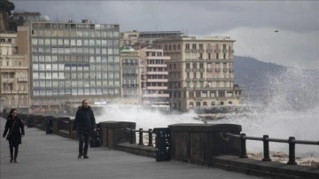 İtalya'nın 8 bölgesinde tehlikeli hava şartları sebebiyle 'sarı' uyarı verildi