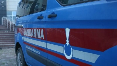 İzmir'de G&uuml;zelbah&ccedil;e Belediyesine y&ouml;nelik operasyonda Belediye Başkanı ve 4 ş&uuml;pheli yakalandı