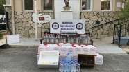İzmir'de sahte içki satışı yapılan kokoreççiye operasyon