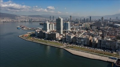 İzmir'de su baskınlarının yaşandığı Alsancak'ta otelciler altyapı sorunlarının &ccedil;&ouml;z&uuml;lmesini