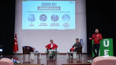 İzmir'de "Yapay Zeka ve Otonom Sistemler ile Tarımsal D&ouml;n&uuml;ş&uuml;m Konferansı" d&uuml;zenlendi